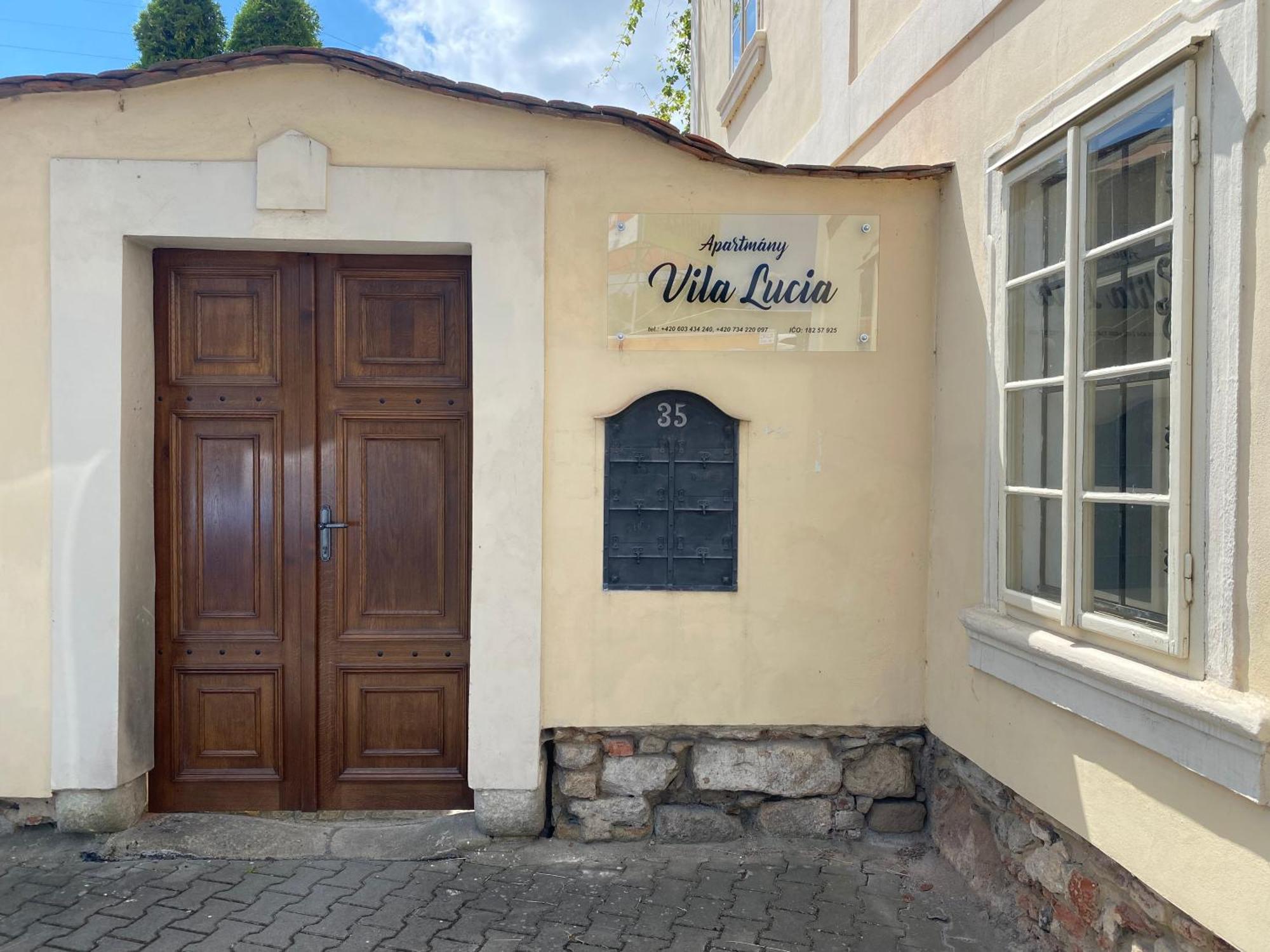 Galerie Vila Lucia 5 -Loft Apartman Pilsen Exterior foto